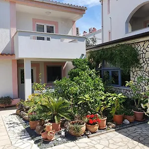  Apartment Kurjakovic -